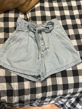 Abercrombie & Fitch Light Wash Jean Shorts